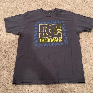 DC shoes t shirt size medium